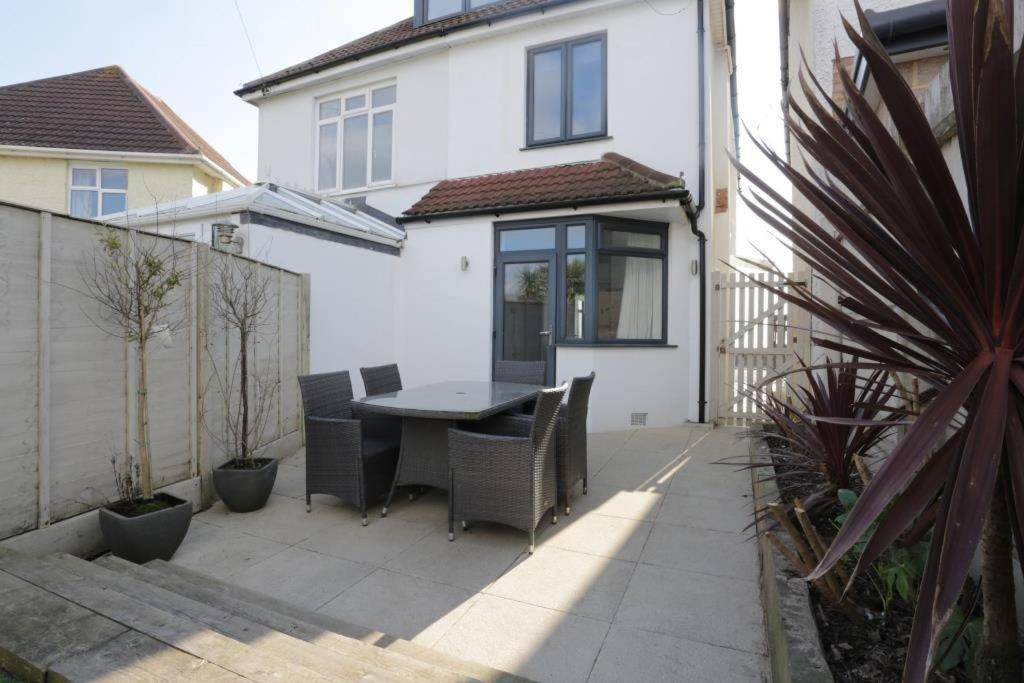 Bournecoast: 3 Bed-Sea Views/Balcony/Garden-Hb6314 Vila Bournemouth Exterior foto